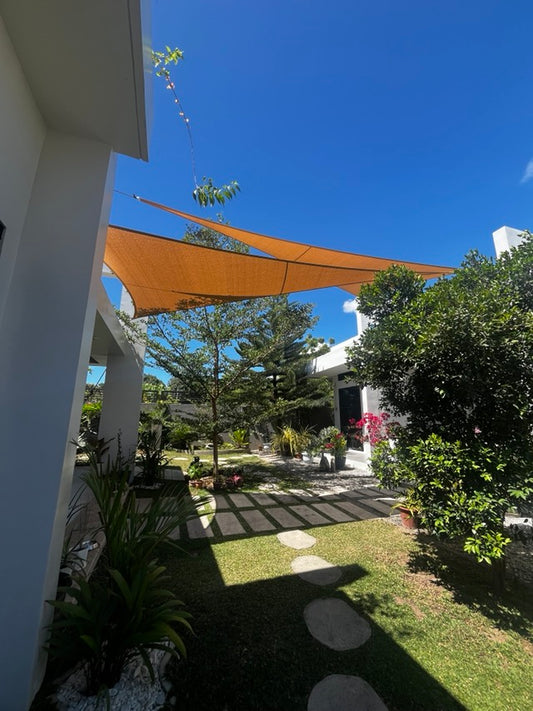 Al Fresco Sail Shade ® SPECIALIZED™ Iscosceles Triangle 3.0 x 6.0 x 6.0 m