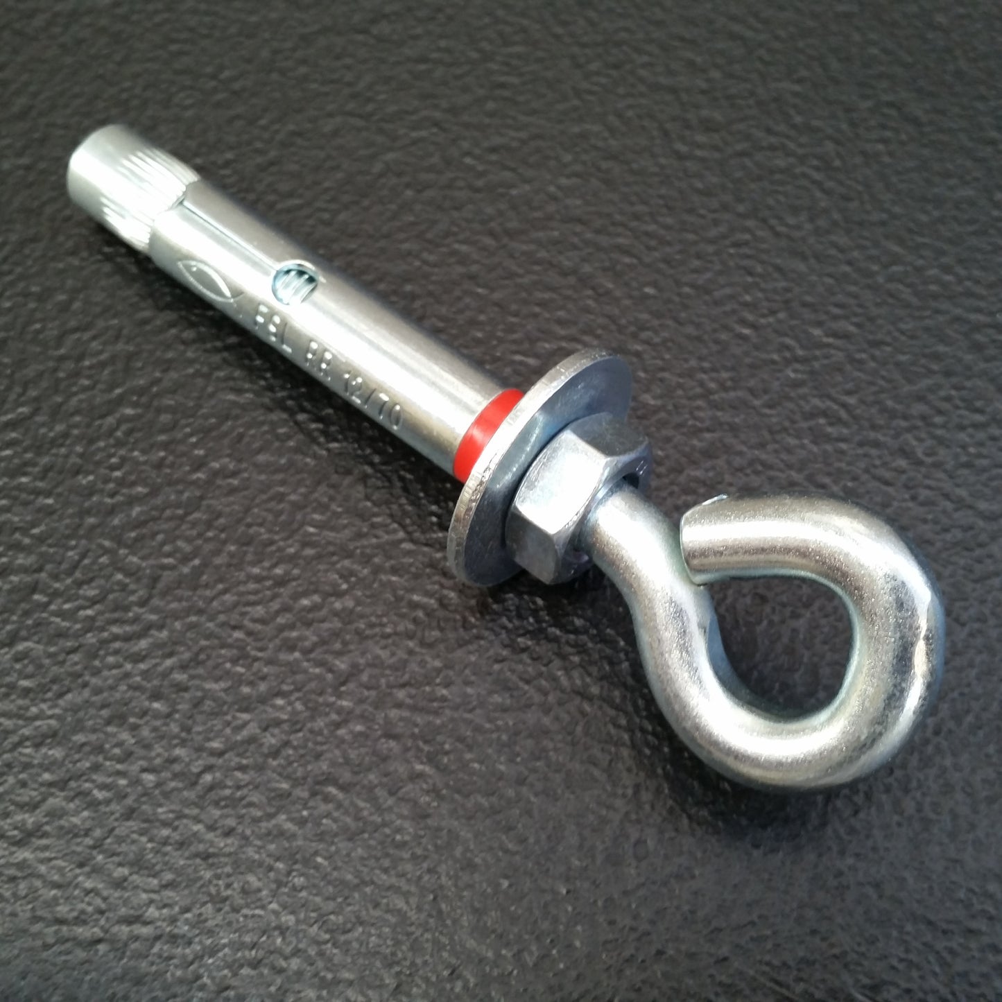 Fischer concrete eye bolt (Germany)